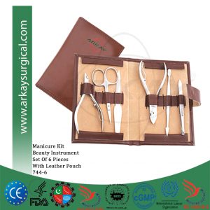 manicure pedicure kit