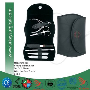 manicure pedicure kit